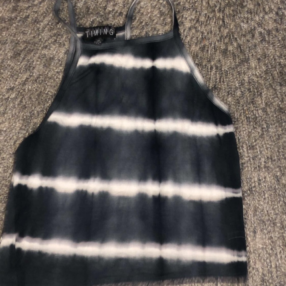 cropped halter top
